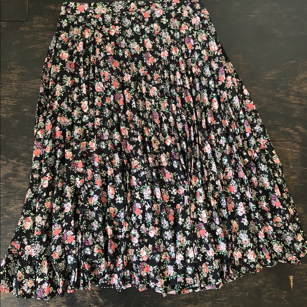 Pleated Skirt